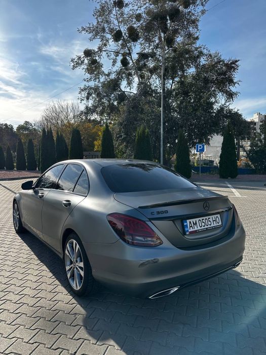 Mercedes-Benz C-Class
