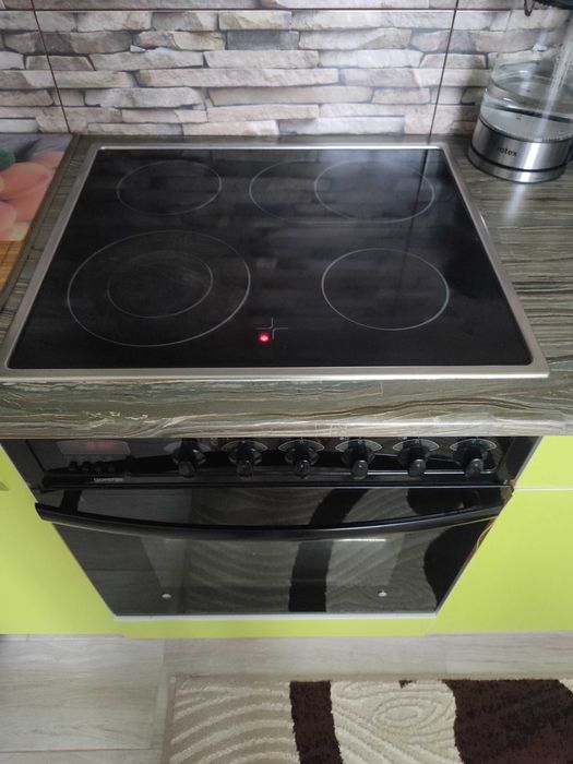 Духовой шкаф со съёмной варочной поверхностью Gorenje