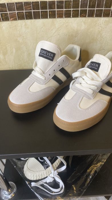 Унісекс! Мега-круті кеди в стилі Adidas samba р. 24 см. Нові!