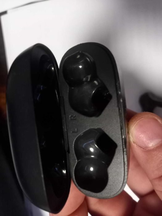 JBL WAVE BEAM/200TWS кейс/навушник