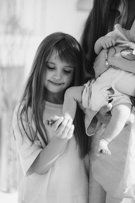 Сімейний фотограф вагітність, материнство, студійна зйомка відеограф