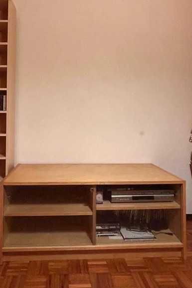 Móvel de televisão