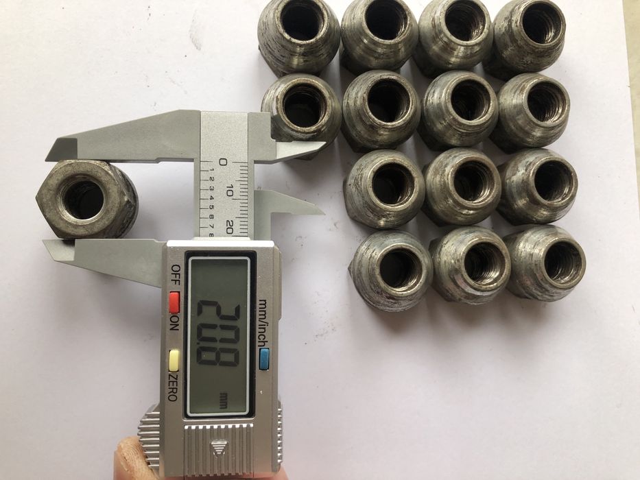 Nakrętki do kół z kołnierzem MDC