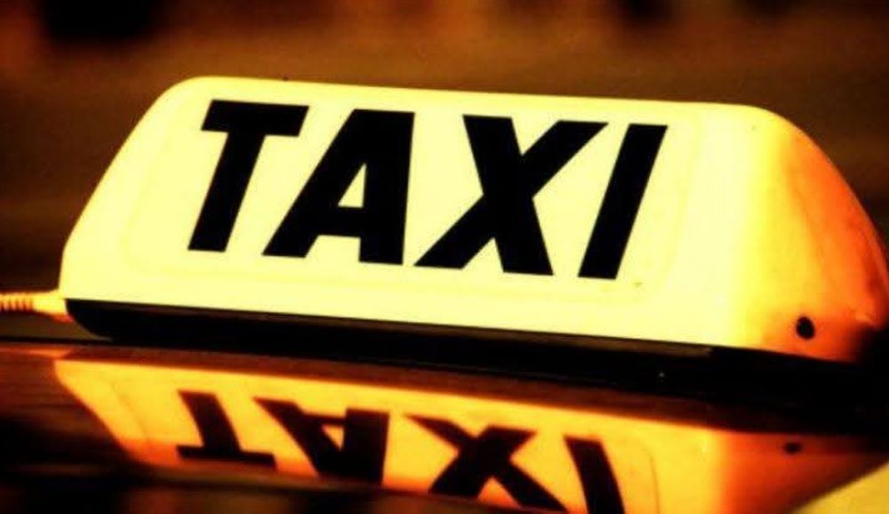 Empresa de serviço táxi - Herculano Reis, Lda
1 alvará e 2 licenças