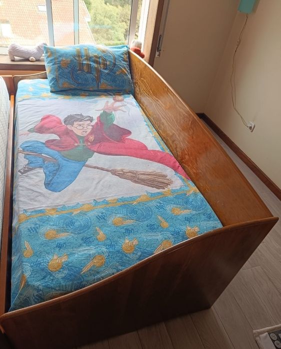 Single bed64586345423874121