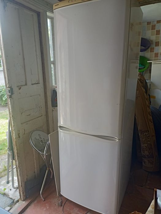 Холодильник самсунг