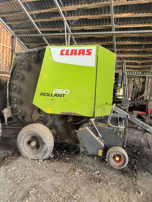 Пресс тюкопрес CLAAS Rollant 260