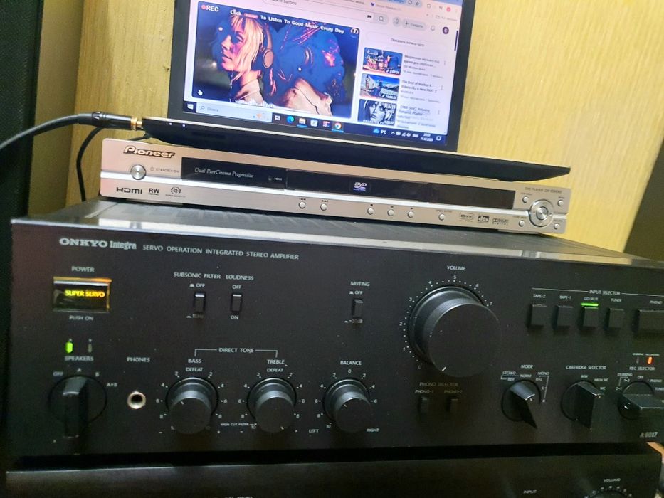 ONKYO  INTEGRA. A-8017.в отличном состоянии.2×165 .4ом..2×85.8ом.
