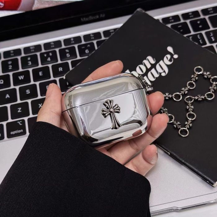 Чехол для AirPods в стиле Chrome Hearts