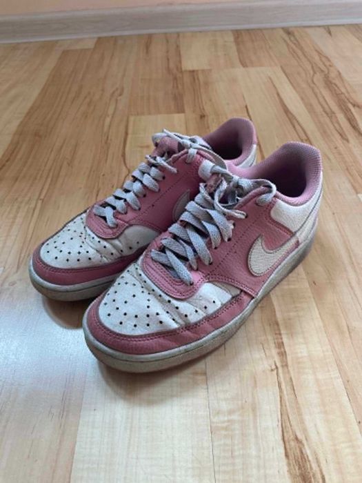 Buty damskie Nike Court Vision Low r. 37,5
