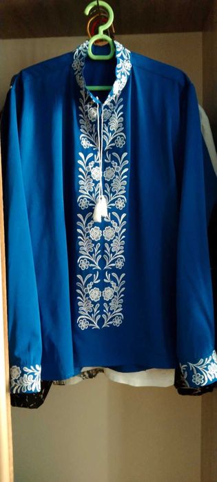 Комплект вышиванок