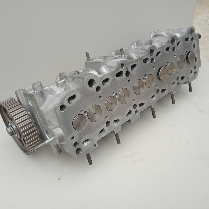 Cabeça de motor para Audi A6 2.5 TDI (5 CYL) AAT / AEL