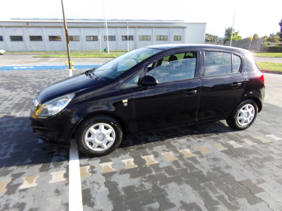 OPEL CORSA -   2010R - 1,2-16V - benz - Tanio