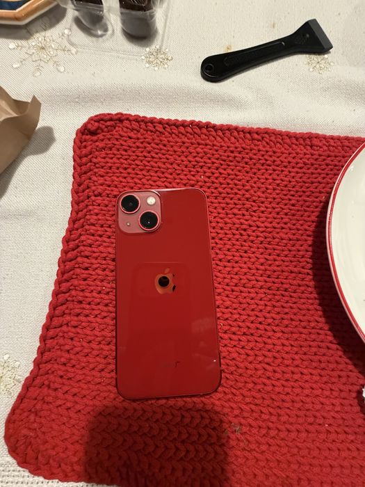 Iphone 13 mini 128 GB+aple watch 4 z kablem do ładowania