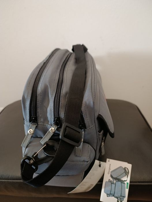 Mala p/equipamento fotográfico, Benetton,NOVA