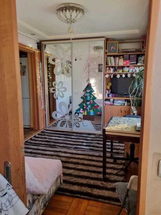 Двокімнатна смарт квартира на Космосі. (213-271-011)