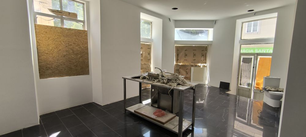Arrenda-se espaço comercial