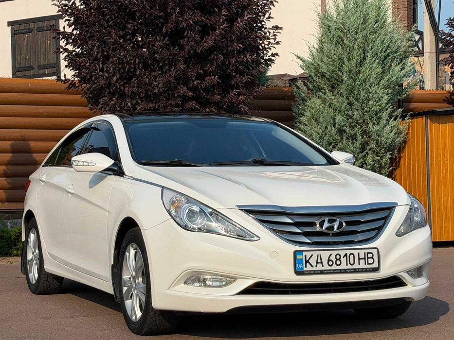 Hyundai Sonata 2011