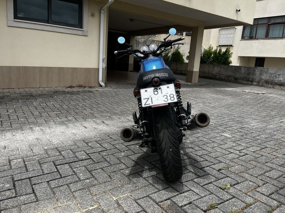 Moto Guzzi V7 II Special