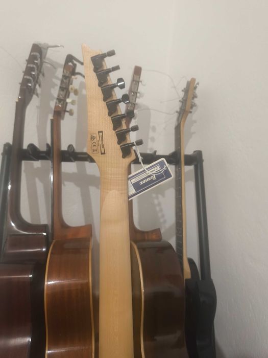 Ibanez 7 cordas nunca usada