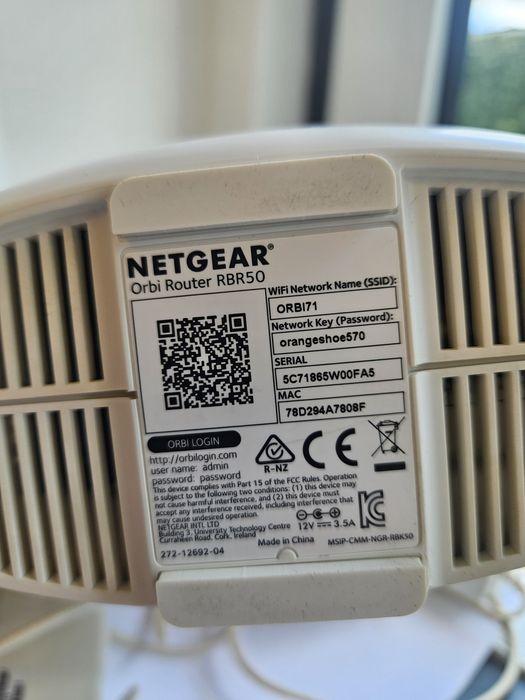 Router e satélite Orbi Mesh Netgear