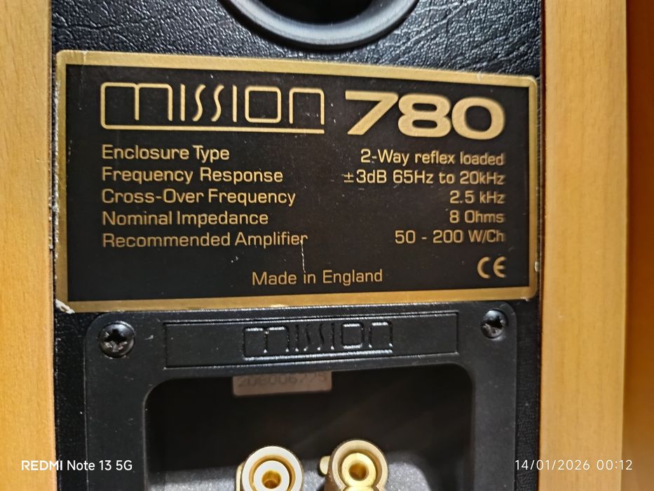 Colunas audio Mission 780