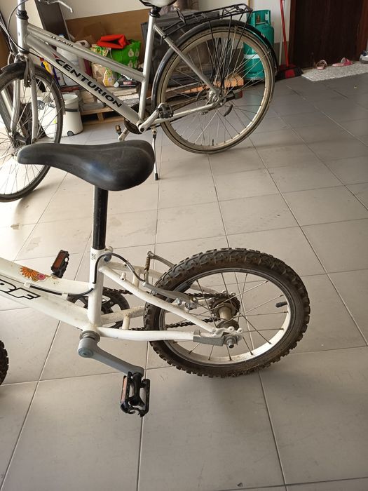 Bicicleta com cesta