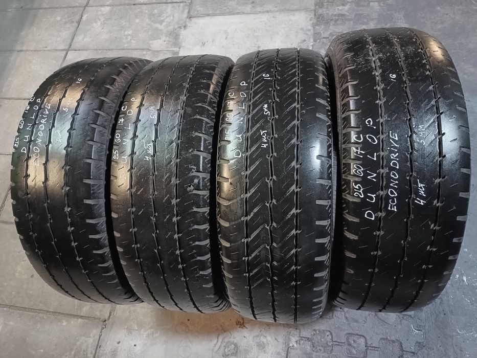 215/60/17 С цешка Dunlop летняя резина