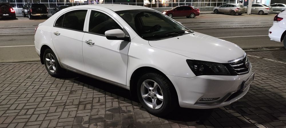 Geely Emgrand FL7
