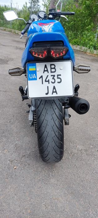 Honda CB-1 (NC27)