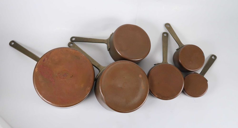 Conjunto de 6 tachos antigos em cobre