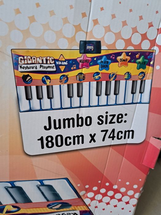 Gigantyczny keyboard mata do grania