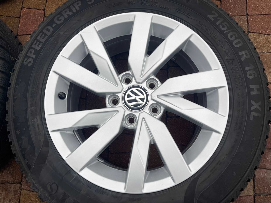 4029. Koła zimowe Passat B8 B9 oryginalne 5x112 ET41 215/60/16 2024r
