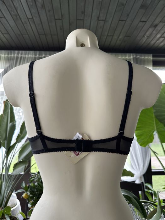 Biustonosz r. 75A,75B (99)