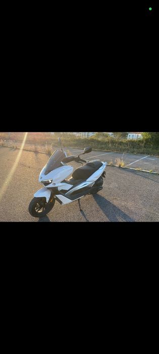Mota scooter em bom estado