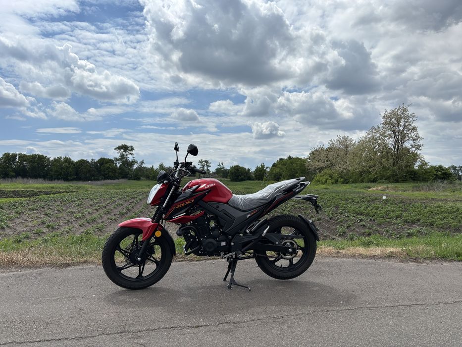 Lifan JR200 (LF175-10E).