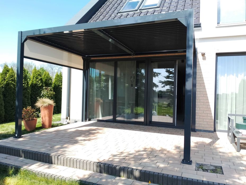 Pergola aluminiowa lamelowa bioklimatyczna altana ogrodowa 3x3 300x300