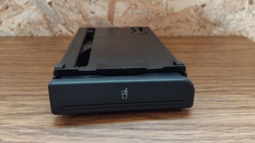 Audi A4 B7 Kompletny pas przednie/ Polecam!!!