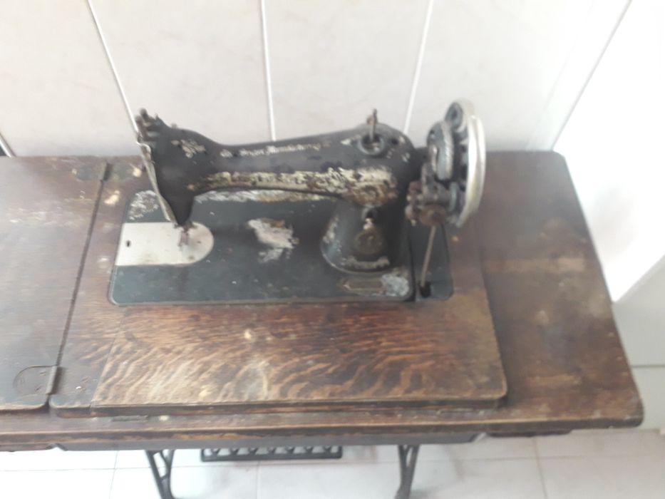 Máquina costura Singer