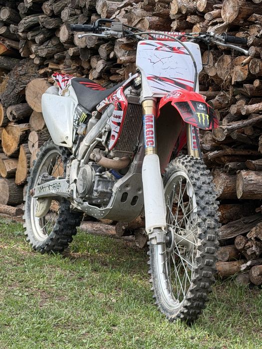 Honda.  CRF 450