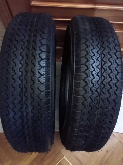 Продам две новые шины М-145 (165-13/6,45-13) на Москвич, ВАЗ, ЛуаЗ.