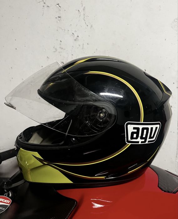 Capacete AGV e Luvas Keprotec novas
