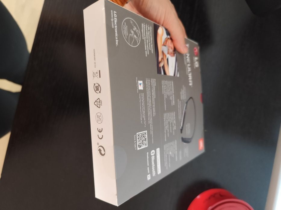 Lg tone ultra premium hbs-820s