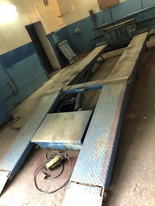 Подъемник підйомник СТО гидравлический г/п до 3,0 тонн