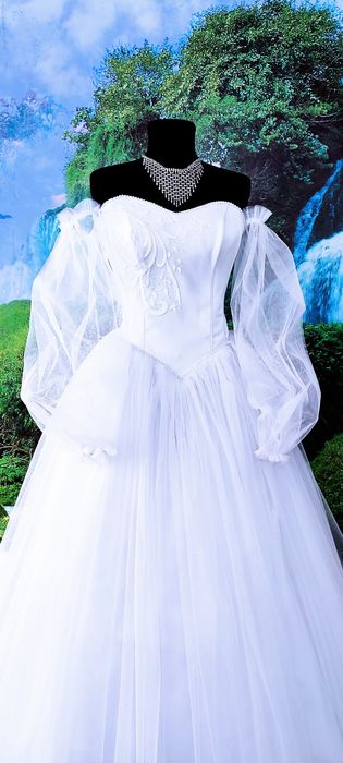 РОЗПРОДАЖ вісільніх суконь