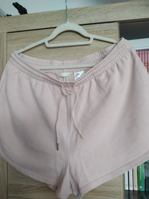 Krótkie spodenki damskie H&M 3xl