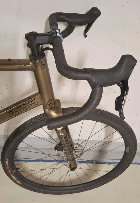 Rower gravel Rondo Mylc AL0 - SRAM APEX, rozmiar XL, model 2025