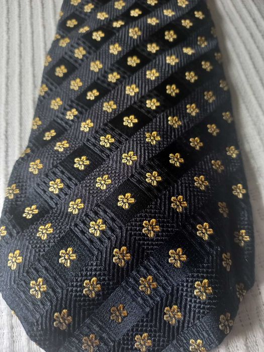 Gravata 100% seda Tie Rack, modelo Stralford (Portes incluídos)