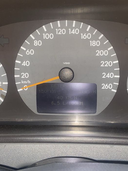 Продам мерседес 210 2.7cdi 2000год