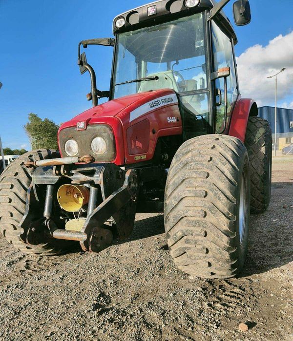 Ciągnik Massey Ferguson 5445 . Tuz + Wom.  MF 5445